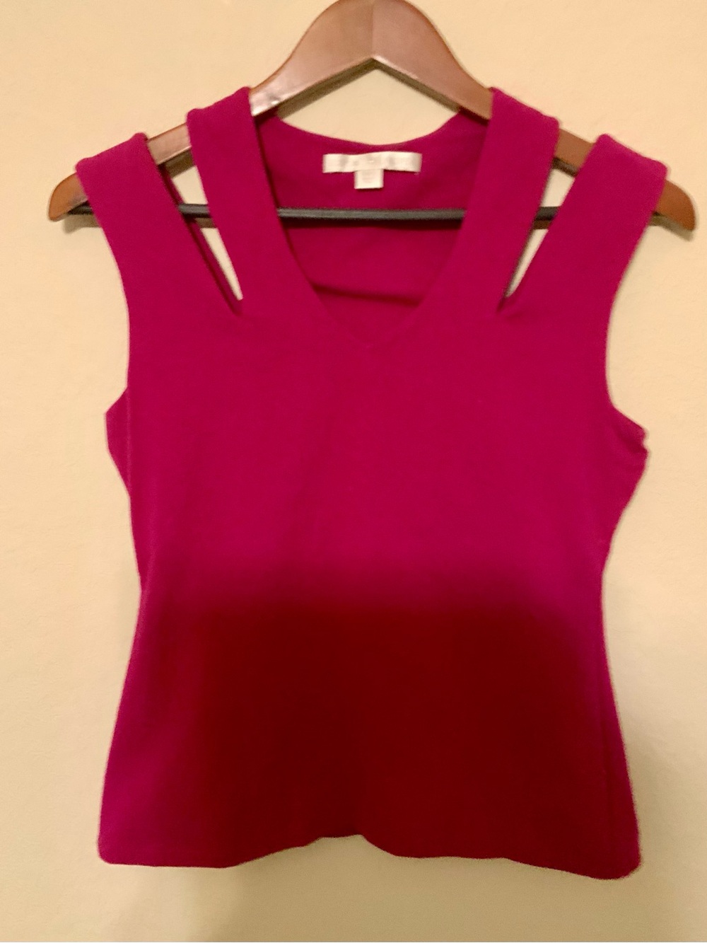 Boston Proper Fuschia Sleeveless Tank Top with cut-out shoulder details